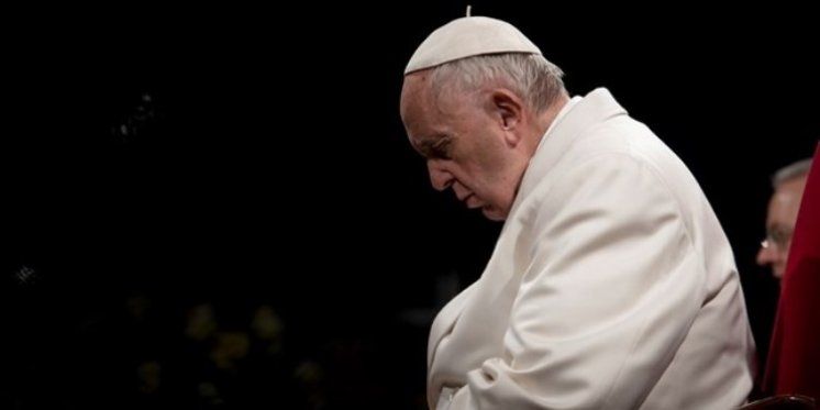 Papa: Molimo za obitelji koje počinju osjećati da im je potrebna pomoć zbog pandemije koronavirusa