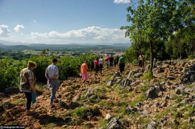 Otvori galeriju brdo-ukazanja-bijakovici_6.jpg