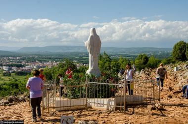 Otvori galeriju brdo-ukazanja-bijakovici_7.jpg