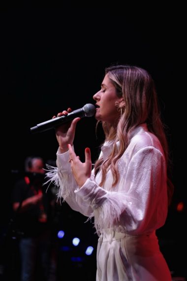 Otvori galeriju koncert-mostar_1.jpg