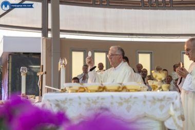 Otvori galeriju uocnica-36-obljetnice-gospinih-ukazanja_13.jpg