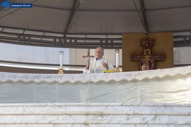 Otvori galeriju uocnica-36-obljetnice-gospinih-ukazanja_15.jpg