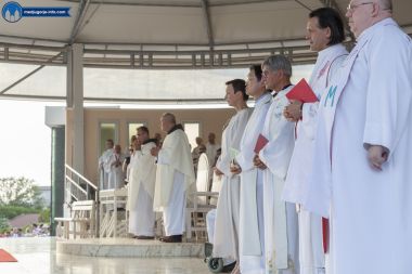 Otvori galeriju uocnica-36-obljetnice-gospinih-ukazanja_21.jpg