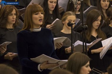 Otvori galeriju akademski-zbor-pro-musica-mostar-i-komorni-sastav-pro-musica-u-medugorju_08.jpg