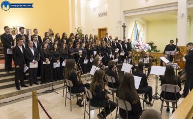 Otvori galeriju akademski-zbor-pro-musica-mostar-i-komorni-sastav-pro-musica-u-medugorju_19.jpg