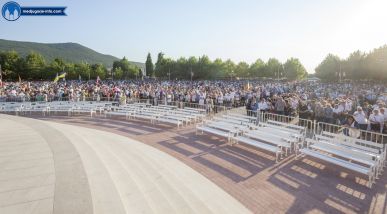 Otvori galeriju 36-obljetnica-gospinih-ukazanja_11.jpg