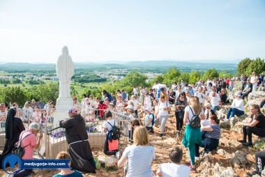 Otvori galeriju hodocasce-zupljana-krista-kralja-u-medugorje_15.jpg