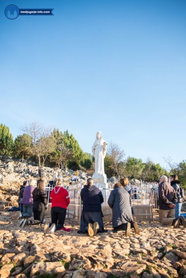 Otvori galeriju zapocela-devetnica-bozicu-5.jpg