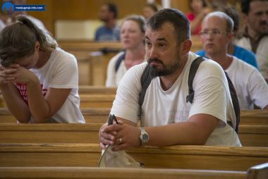 Otvori galeriju marijanski-zavjet-za-domovinu-u-medugorju_20.jpg