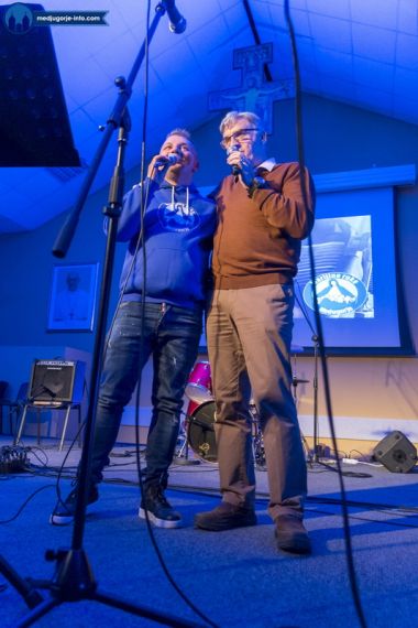 Otvori galeriju humanitarni-koncert-za-anu-ritu-puljic_08.jpg