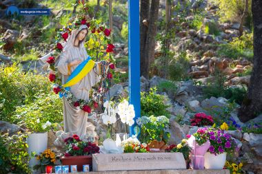 Otvori galeriju gospin-mjesec-svibanj-2022-4.jpg