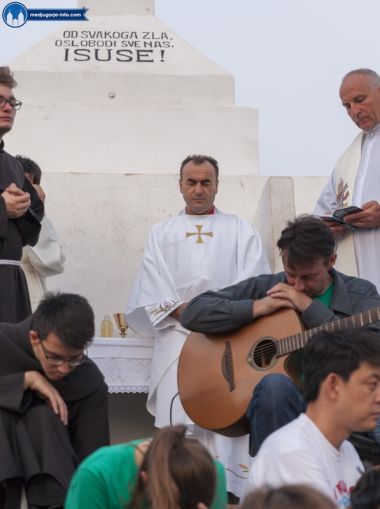 Otvori galeriju 28-mladifest-medjugorje_01.jpg