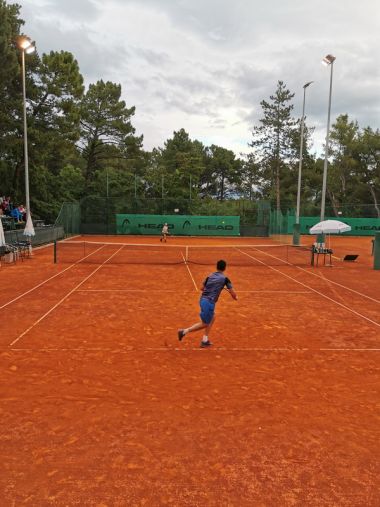 Otvori galeriju carska-vina-open-turnir_3.jpg