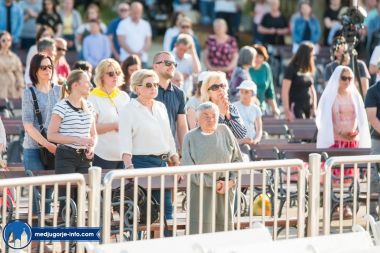 Otvori galeriju duhovi-pedesetnica-u-medugorju-23-05-2021_08.jpg