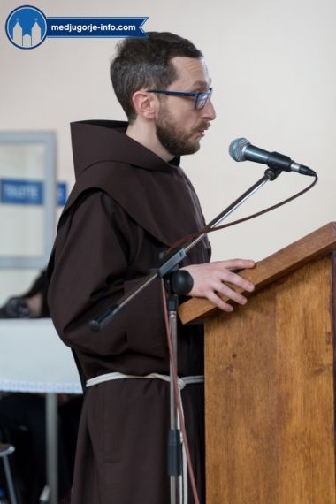 Otvori galeriju regionalni-susret-polaznika-e-duhovnih-vjezbi-u-medugorju_23.jpg