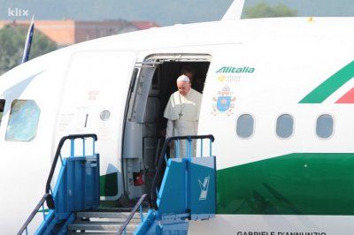 Dobrodošao, Sveti oče: Papa Franjo stigao u Sarajevo