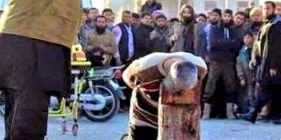 Smaknuti svečenik od strane ISIS-a