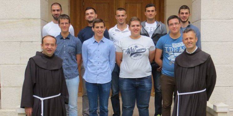 Devet mladića u nedjelju u Mostaru oblači franjevački habit