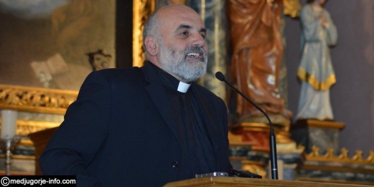 Pater Ike Mandurić: Otkud volja i motiv za provokaciju na Trgu uoči Oluje?