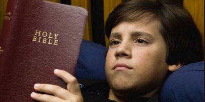 FOTOGRAFIJA OD MILIJUN POGLEDA: Kako je dječak obranio Boga!