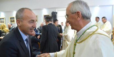 Ministar Krstičević: ‘Krunica je naša snaga, ja ju uvijek nosim oko vrata’