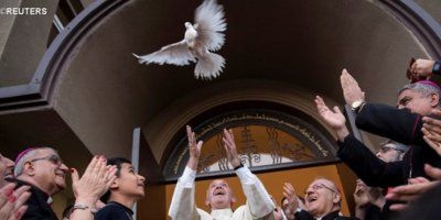 Papin tweet: Ovih dana napravimo mjesta za stavove i geste koji daju prednost miru 