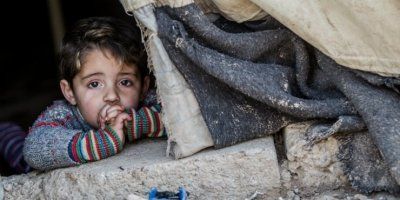 HUMANITARNA TRAGEDIJA U SIRIJI: 400.000 civila prijeti potpuna katastrofa, sve veći broj neuhranjene djece koja su blizu smrti
