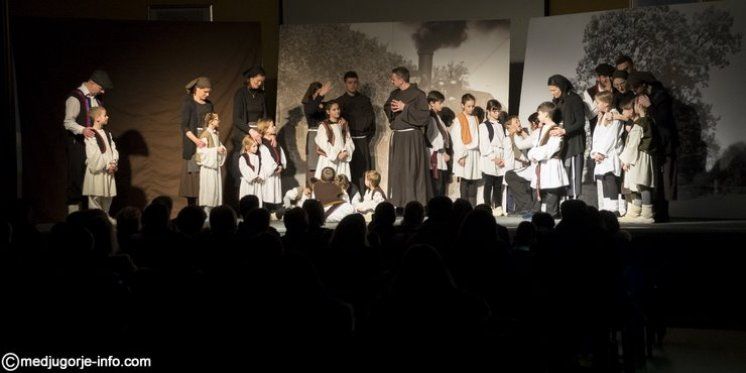 Predstava „Fra Didak Buntić – Sebet nas i naše dice“ odigrana u Međugorju