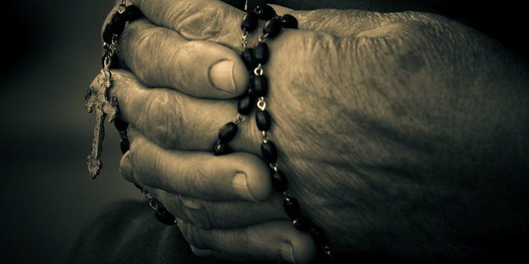 Biskupi pozivaju sve katolike na zajedničku molitvu krunice za duhovni preporod BiH 