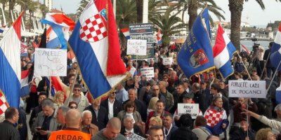 Brojni građani na skupu u Splitu: započeo prosvjed protiv ratifikacije Istanbulske konvencije