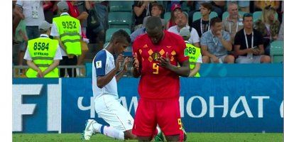 FOTO PRVENSTVA „Pobjednik“ i „gubitnik“ zahvalili Bogu nakon utakmice 