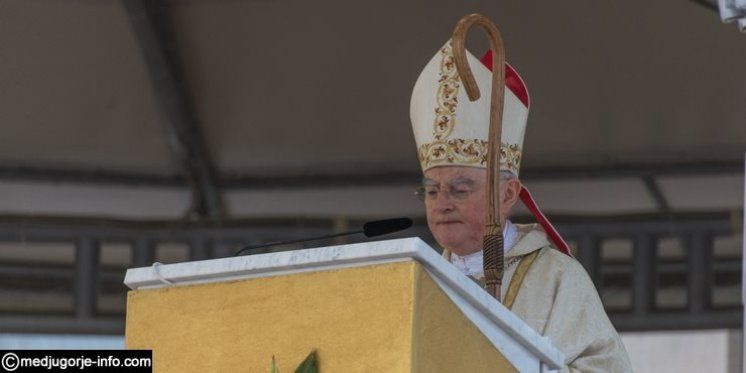 Propovijed Apostolskog Vizitatora s posebnom ulogom za župu Međugorje nadbiskupa Henryka Hosera