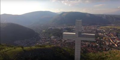 (VIDEO) &#039;Hercegovino, šta se s tobom zbilo&#039; Poslušajte dirljivu pjesmu o iseljavanju