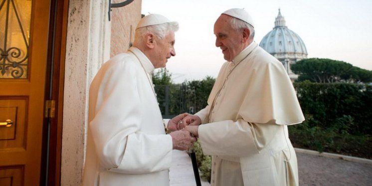 Papa Franjo posjetio Benedikta XVI.