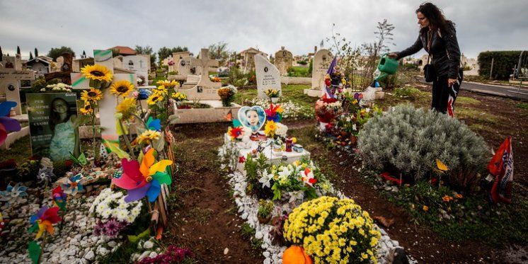 Papa Franjo posjetio &#039;Vrt anđela&#039;, groblje za nikad rođenu djecu