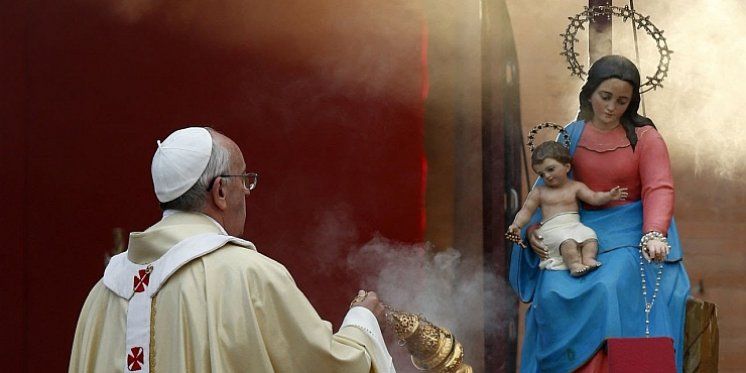 Papa: Stavimo svoje pouzdanje u Mariju!