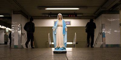 PREDIVNO! Ovako su u New Yorku neustrašivi katolici započeli herojsku molitvu