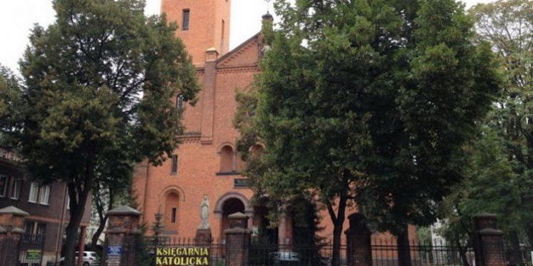 Strava u crkvi u Poljskoj: Katolički svećenik izboden, a svećenikov otac ubijen