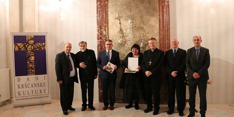 Kseniji Abramović dodijeljena je nagrada &#039;Andrija Buvina&#039; za izniman doprinos kršćanskoj kulturi