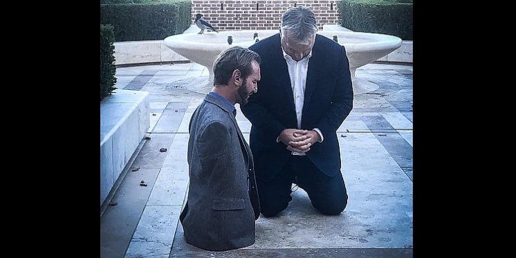 &quot;SLAVA BOGU&quot; Mađarski premijer oduševio svijet fotografijom zajedničke molitve s Nickom Vujičićem