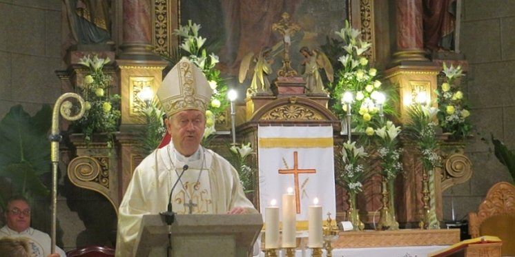 Biskup Mrzljak upozorio na materijalizam prisutan kod pohođenja grobova: &quot;Naše poštovanje prema mrtvima svelo se na to koliko ćemo donijeti lampaša ili krizantema&quot;