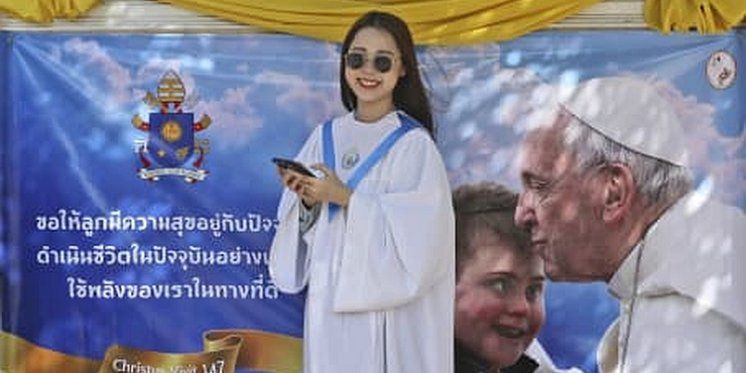 Papa Franjo mladima u Bangkoku: Sretno srce ukorijenjeno je u Kristu