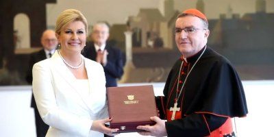 Predsjednica Republike posmrtno dodijelila odlikovanje kardinalu Franji Kuhariću