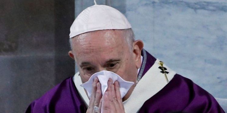 Papa Franjo nema koronavirus, samo je &quot;malo izvan forme&quot;