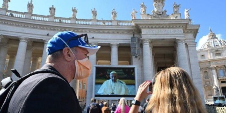 Papa prvi put nedjeljnu molitvu vodio preko videa; ‘Biti svjedoci dar je Božjega prijateljstva’