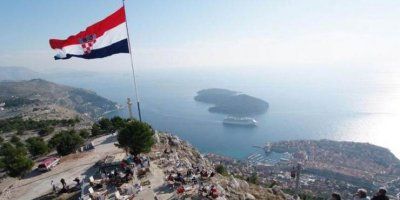 PRIDRUŽITE SE U Dubrovniku prva molitva u prijenosu na internetu za zaštitu od virusa