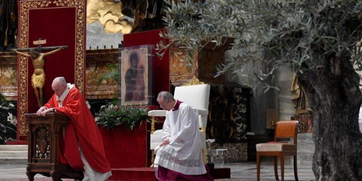Papin nagovor prije molitve Anđeo Gospodnji na Cvjetnicu 5. travnja 2020.