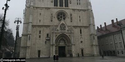 Zanimljivo otkriće u zagrebačkoj katedrali: Nakon što su pomaknuli klupe i pod naišli su na – spomenik
