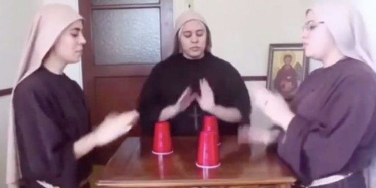 (VIDEO) KAKAV TALENT! Časne sestre uglazbile molitvu sv. Franje koristeći se plastičnim čašama