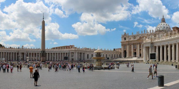 Papa rimskim svećenicima: U oluji niste napustili stado
